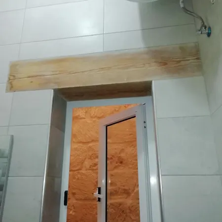 Sixty Two #4 公寓 *