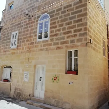 公寓 Sixty Two #4 *